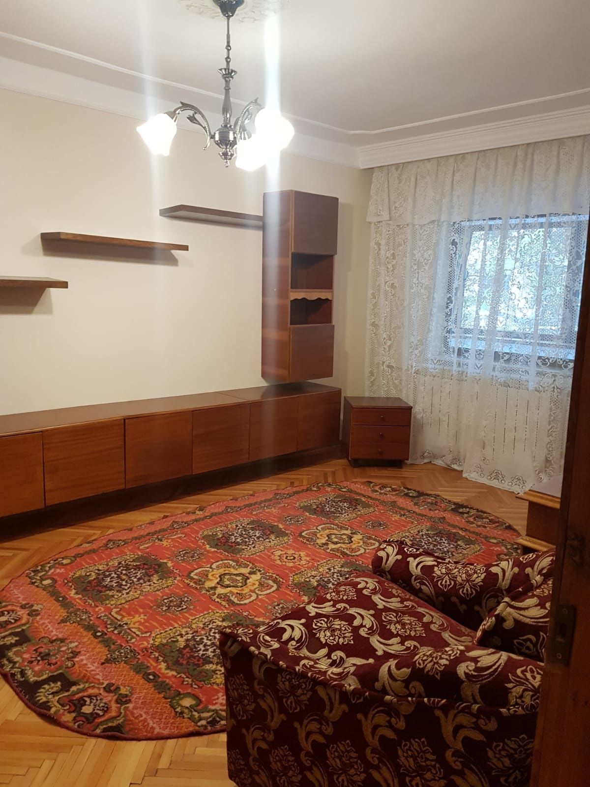 Caut Coleg De Apartament Ntr Un Ap Cu Camere Str Babadag Tulcea