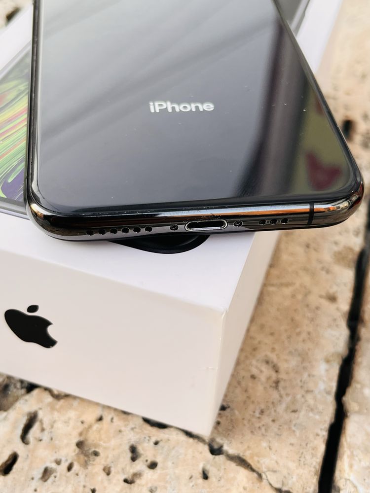 IPhone XS Space Gray 64GB Cutie Baterie 100 Iasi OLX Ro