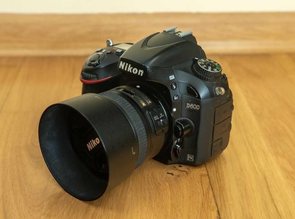 Nikon D600 Aparat Foto DSLR Body FX 50mm F1 8G Optional Sebes OLX Ro