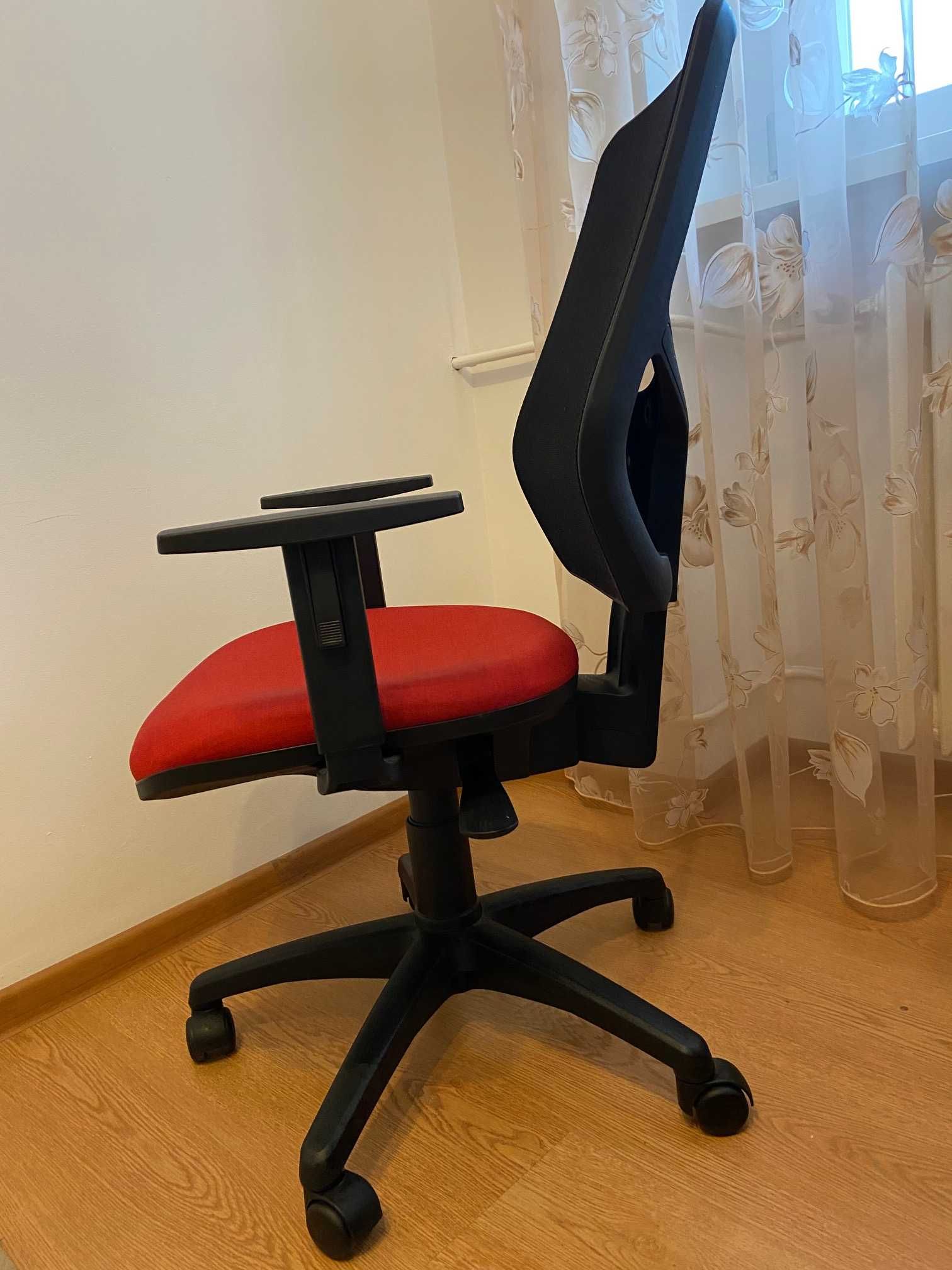 Scaun Ergonomic Birou Stare Perfecta Bucuresti Sectorul Olx Ro