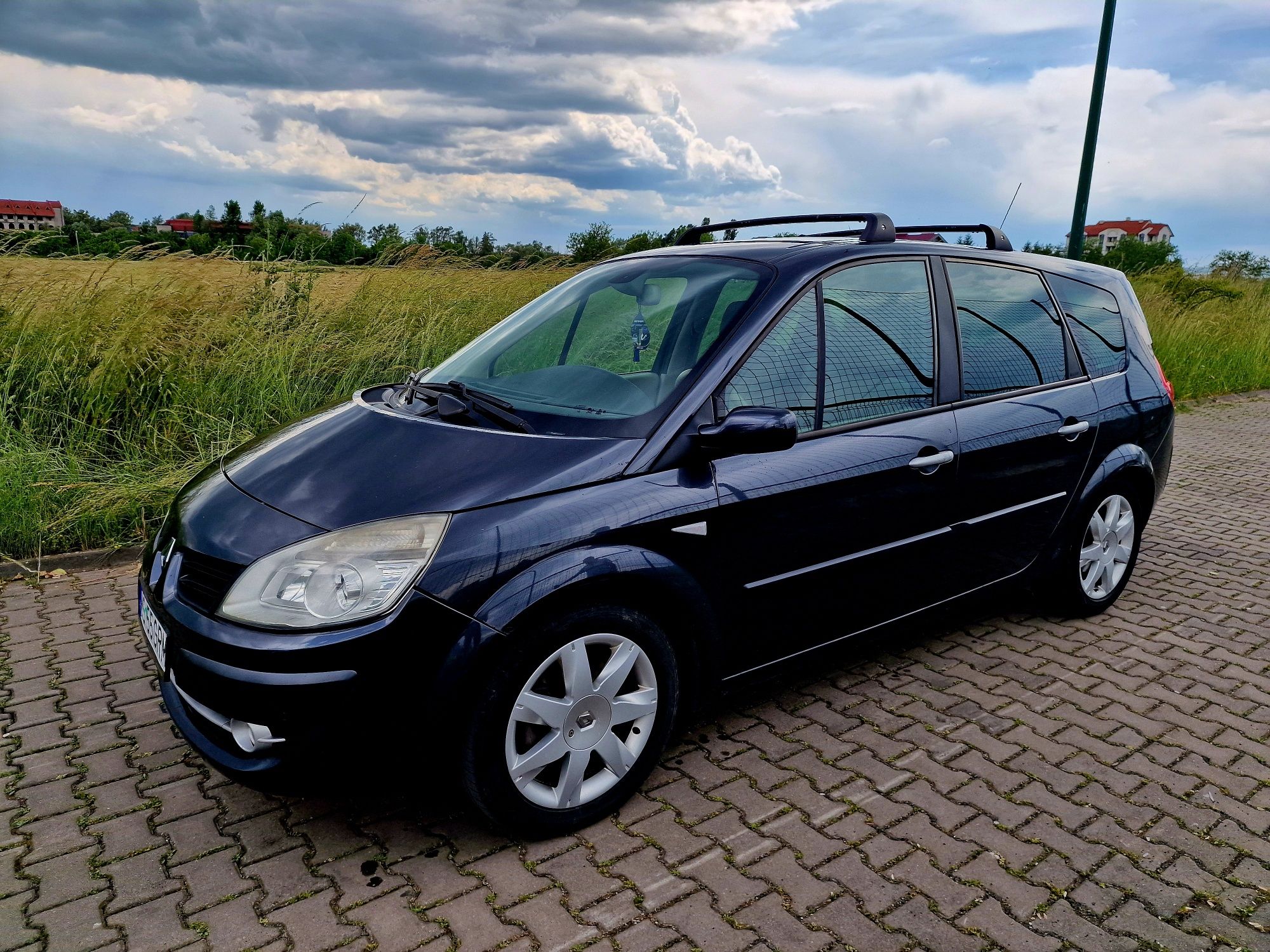 Renault Grand Scenic 7 Locuri Targu Mures OLX Ro