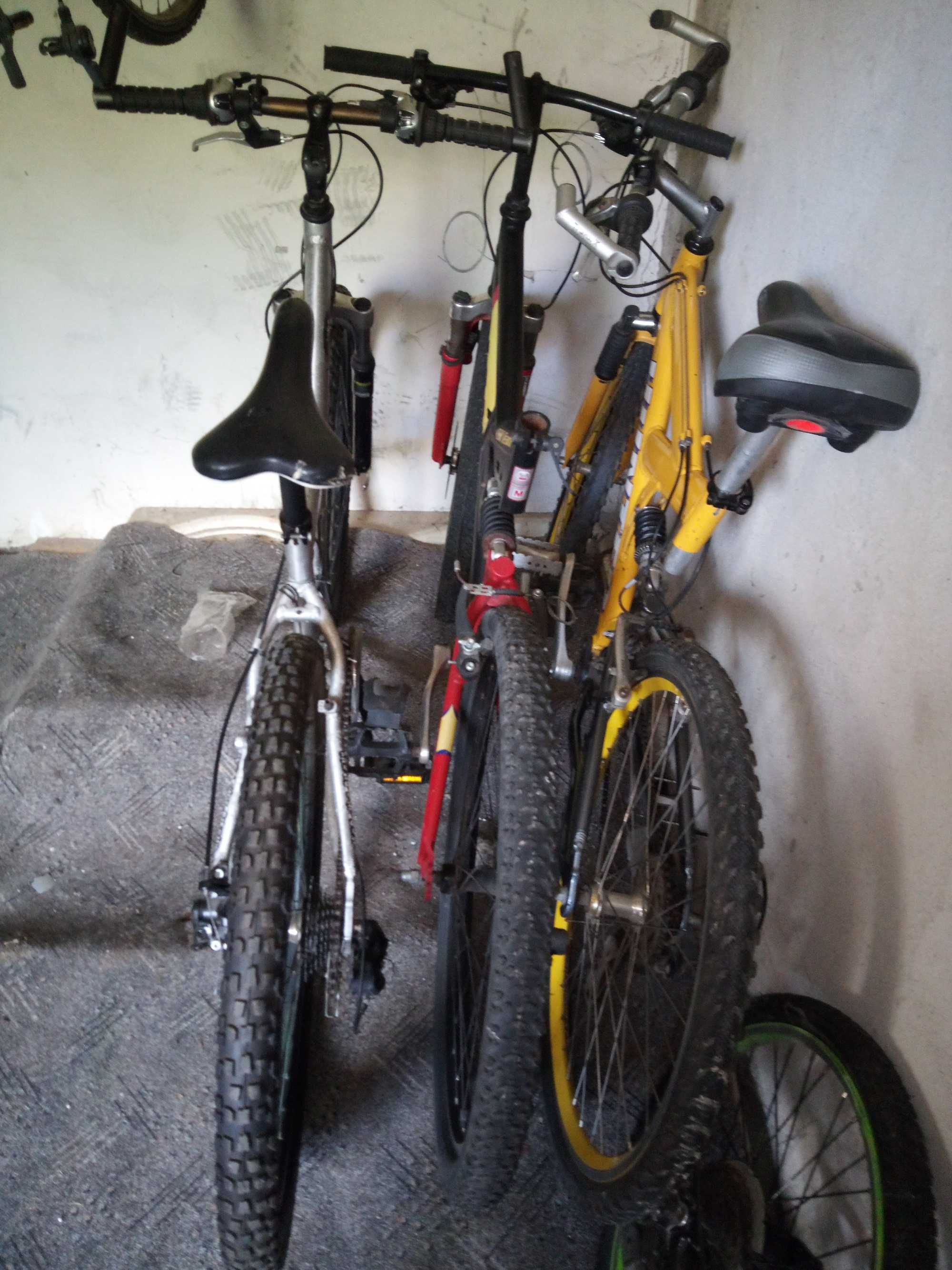 Vând biciclete full suspension cu și fārā discuri Oradea OLX ro