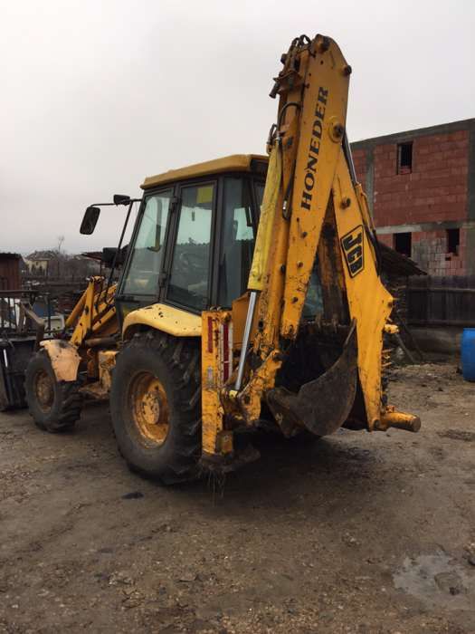 JCB Buldoexcavator Jcb 3cx PIESE UTILAJE JCB Floresti OLX Ro