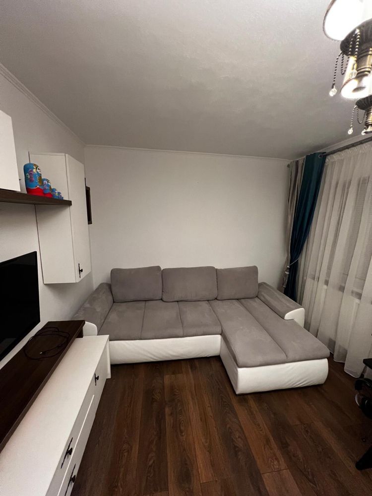 Vand Apartament Cu Camere Complet Mobilat Si Utilat Mioveni Olx Ro