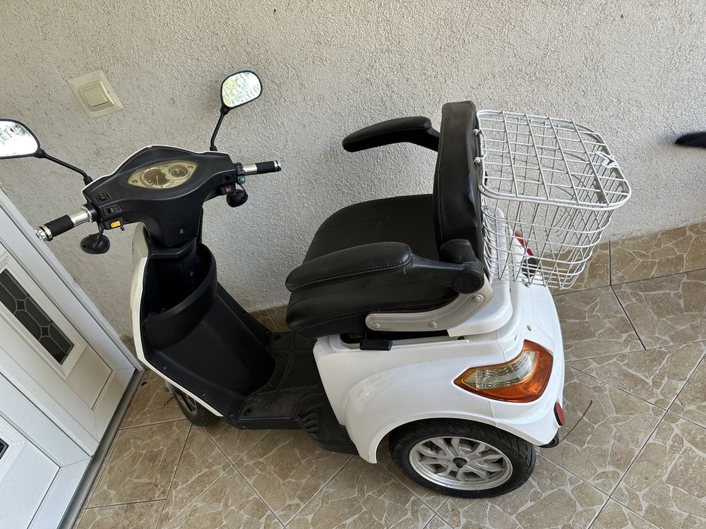 Vand Scooter Pentru Persoane Cu Dizabilitati Iasi Olx Ro