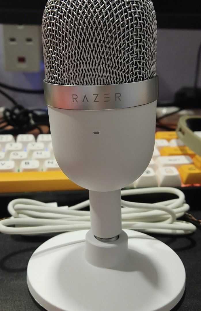 Microfon Gaming Razer Seiren Mini Alb Mercury Sigilat Bucuresti