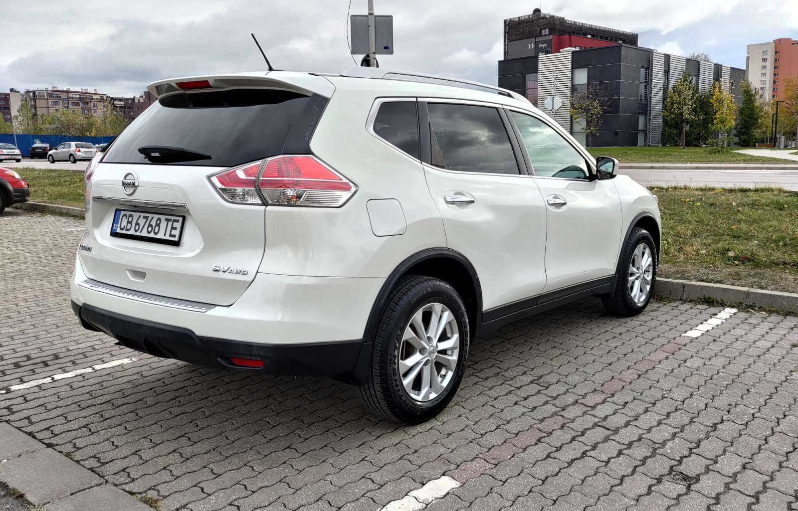 Nissan Rogue xtrail гр София Младост 1 OLX bg