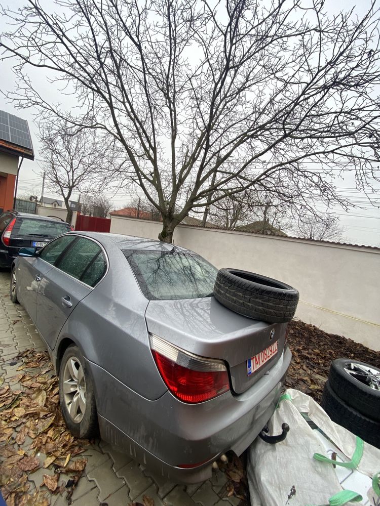 Dezmembrez Bmw D E Trager Aripi Faruri Capota Giarmata Olx Ro