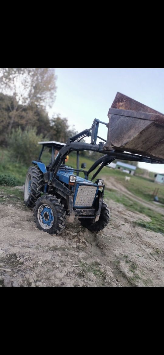 Tractor iseki tl 4500 cu încărcător frontal Botosani OLX ro