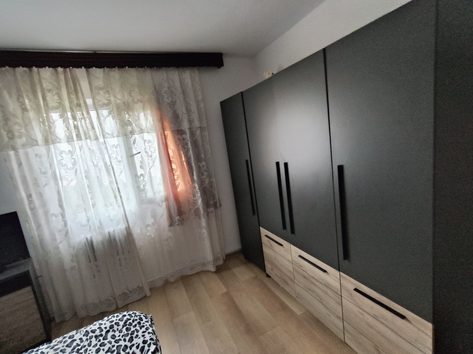 Inchiriez Apartament Targu Ocna OLX Ro