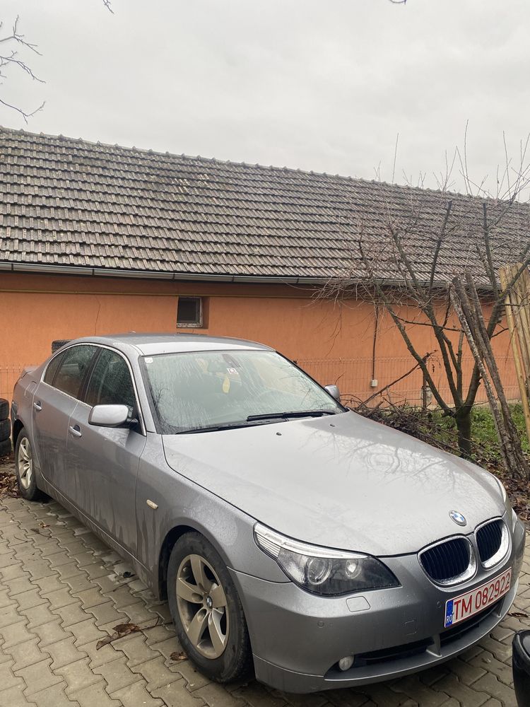 Dezmembrez Bmw D E Trager Aripi Faruri Capota Giarmata Olx Ro