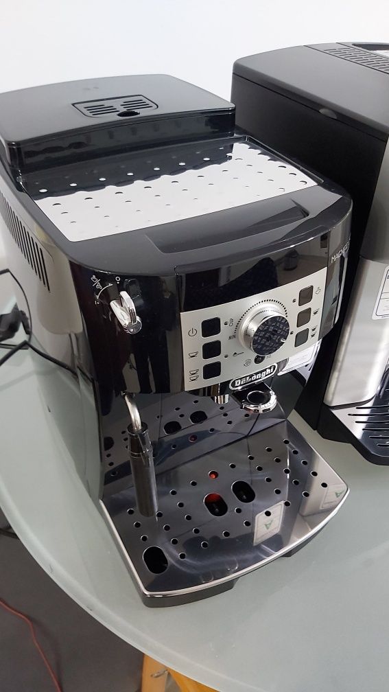 Expresor Delonghi Magnifica S Aparat Cafea Cluj Napoca Olx Ro