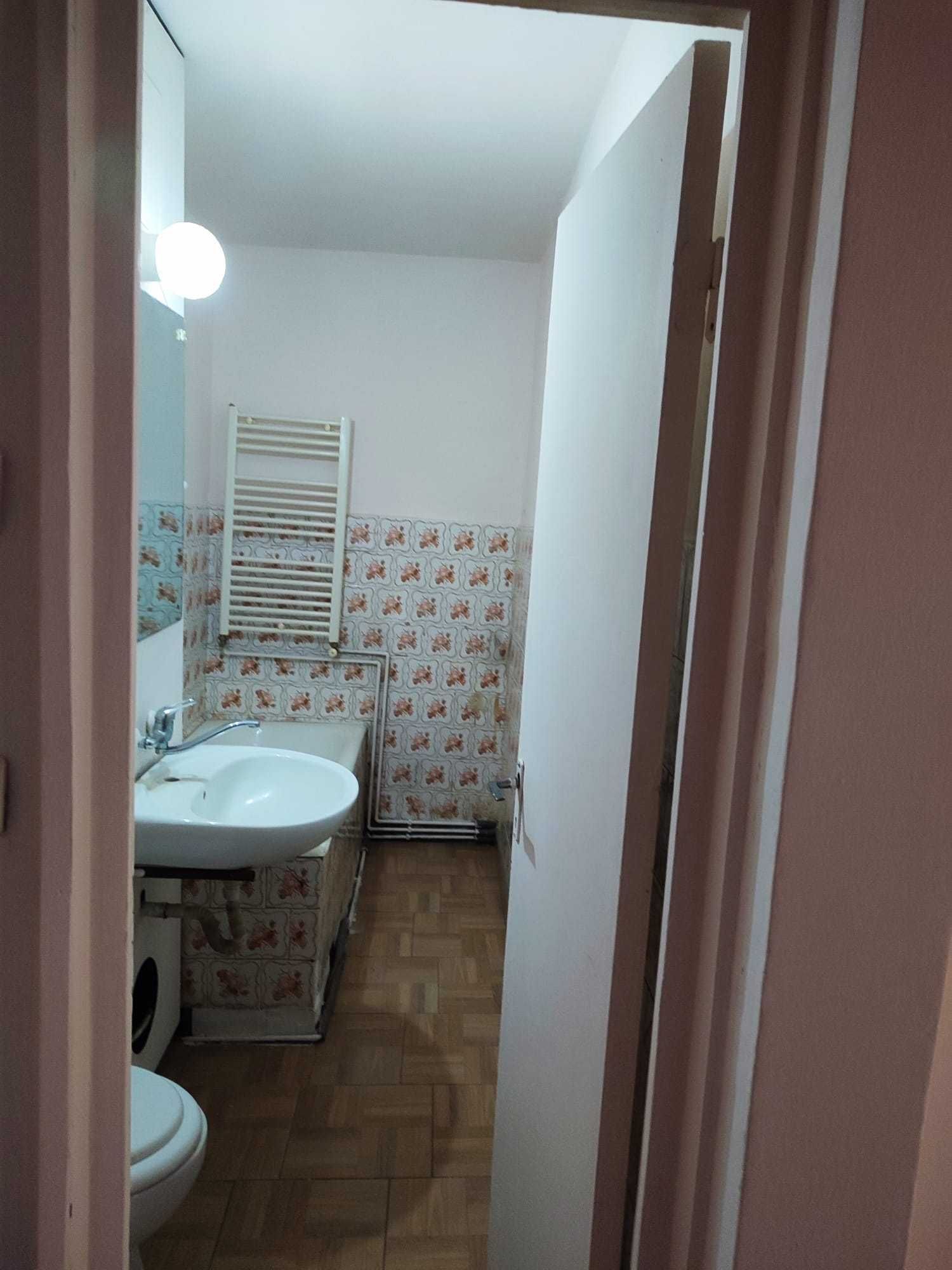 Vand Apartament 2 Camere Decomandate Zona Bucla Baia Mare OLX Ro