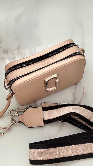 Marc Jacobs бежова чанта