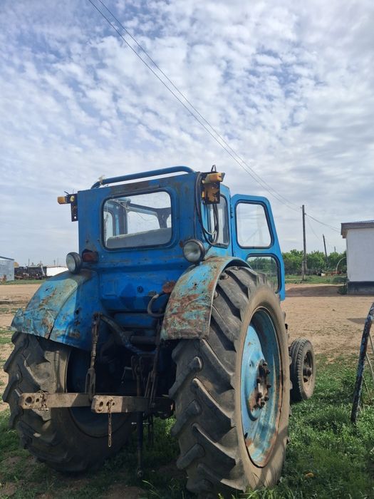 Продам трактор т-40
