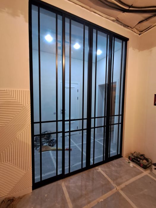 Витражные перегородки и офисные перегородки