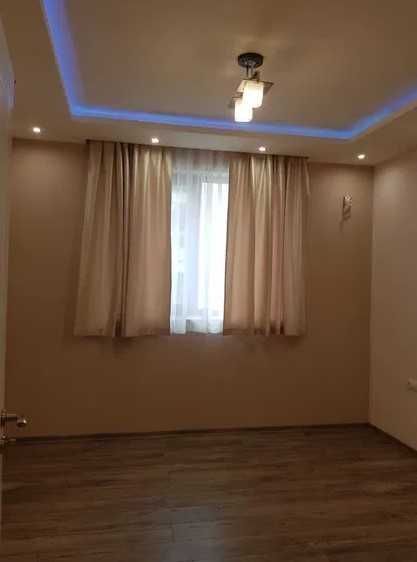 Дава се под наем Двустаен апартамент в Пловдив, Тракия - 65 кв.м за 209.1 € - Снимка #2