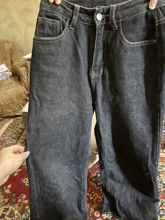 Продаются джинсы