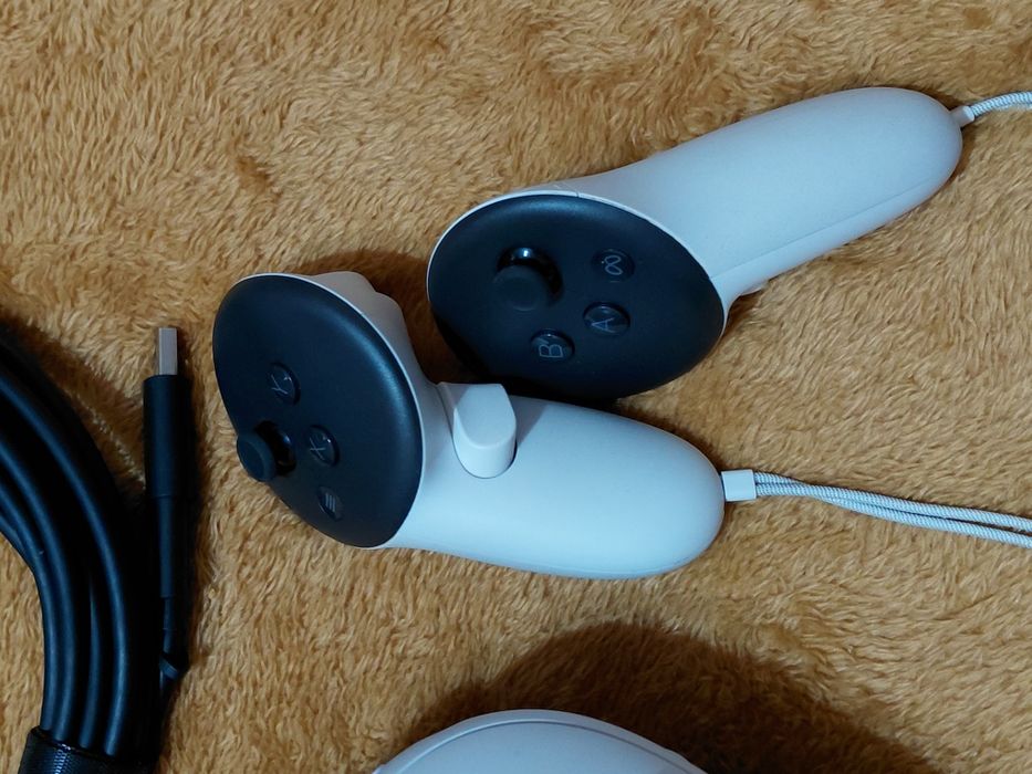 Meta (oculus) Quest 3 [512GB] + Link cable