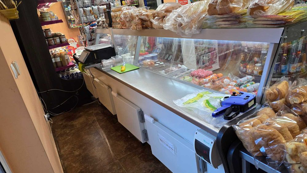 Хладилна Витрина