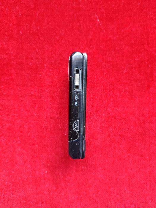 Sony Ericsson w995 (REZERVAT)
