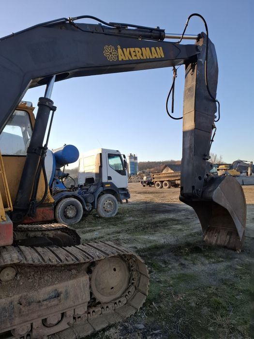 Escavator Akerman