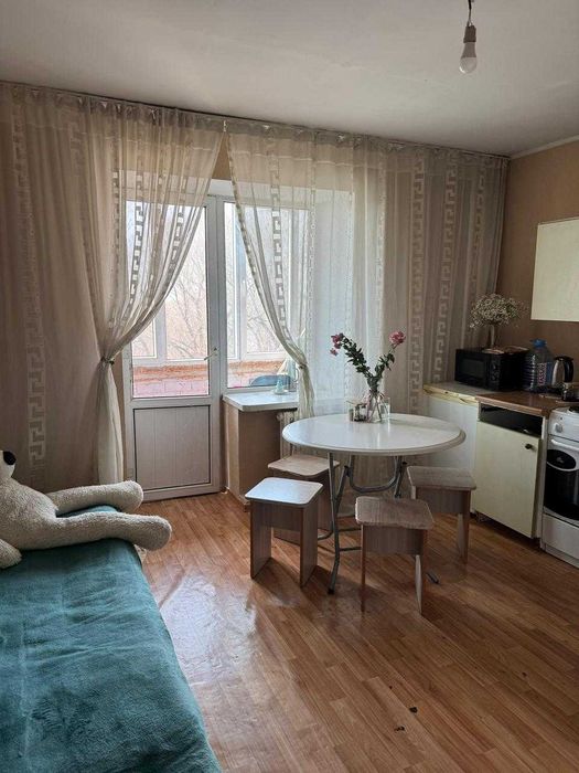 3 комнатная квартира в Студгородке