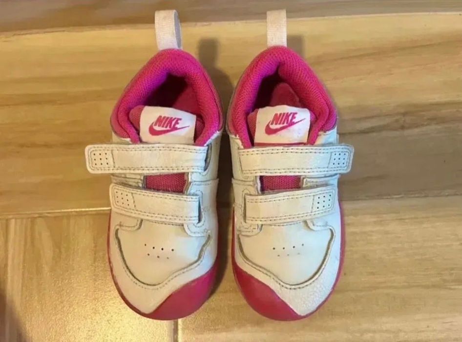 Детски маратонки Adidas, Nike