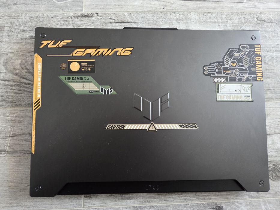 Asus TUF Gaming Ryzen 7 6800H,RTX 3050TI,24gb RAM, 1,5Tb stocare