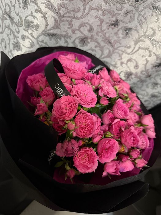 Кустовые розы от Romantic