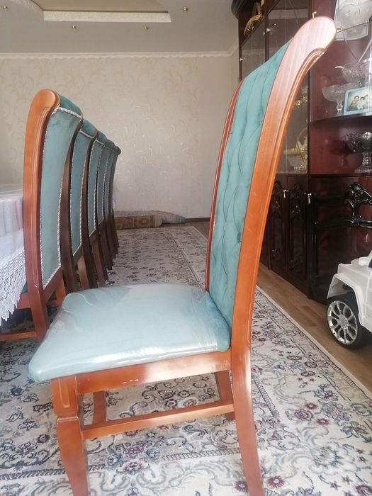 Продам Стулья 14 штук