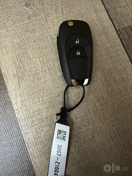 Tracker 1 авто ключ,  пульт GM оригинал