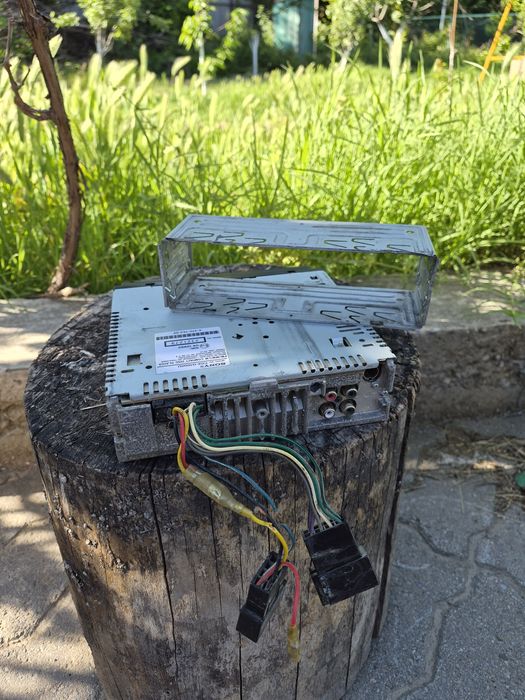 Автомагнитола Sony cdx-G100U