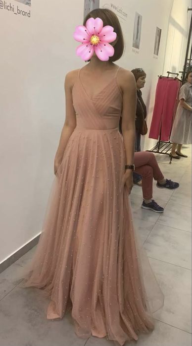 Платье Lichi б/у