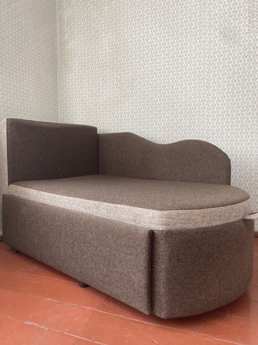 Кресло-Диван в отличном состояний