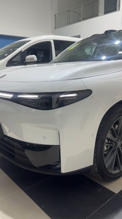 Костоправ хар хил турдаги урилган мошиналарга кузавной ремонт