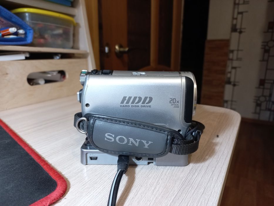 Видеокамера Sony DCR-SR40E