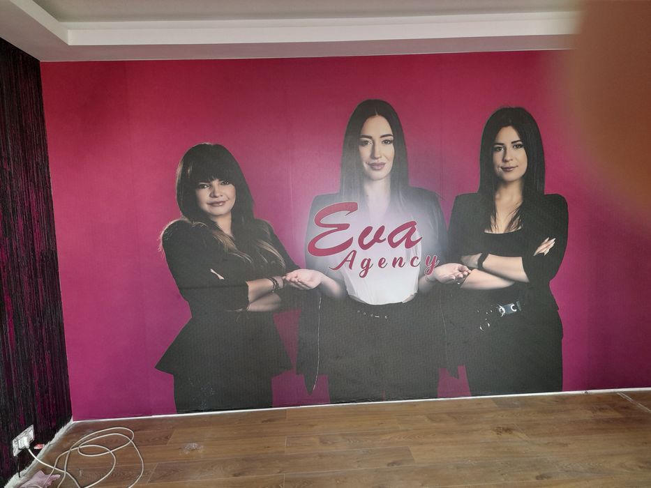 Alpinist utilitar, publicitate, casete luminoase