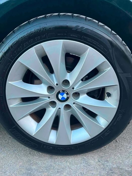 BMW E61  БМВ 525