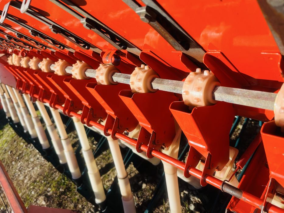 Semanatoare de paioase, lucerna, grau, iarba Reform Semo 88, 2.5 m, 21