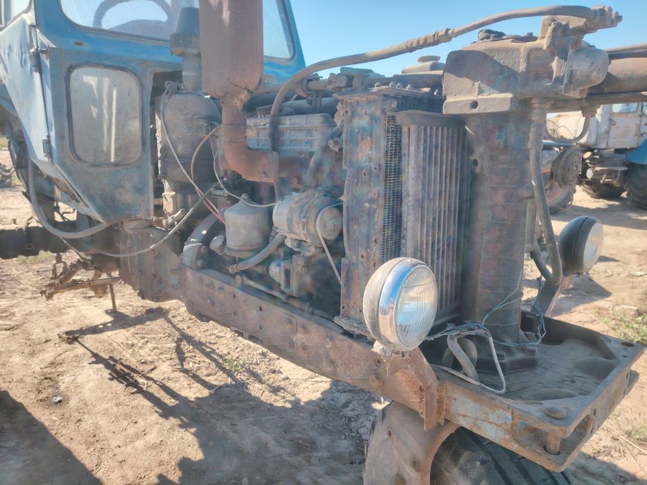 Belarus MTZ 80X kichkina kabina