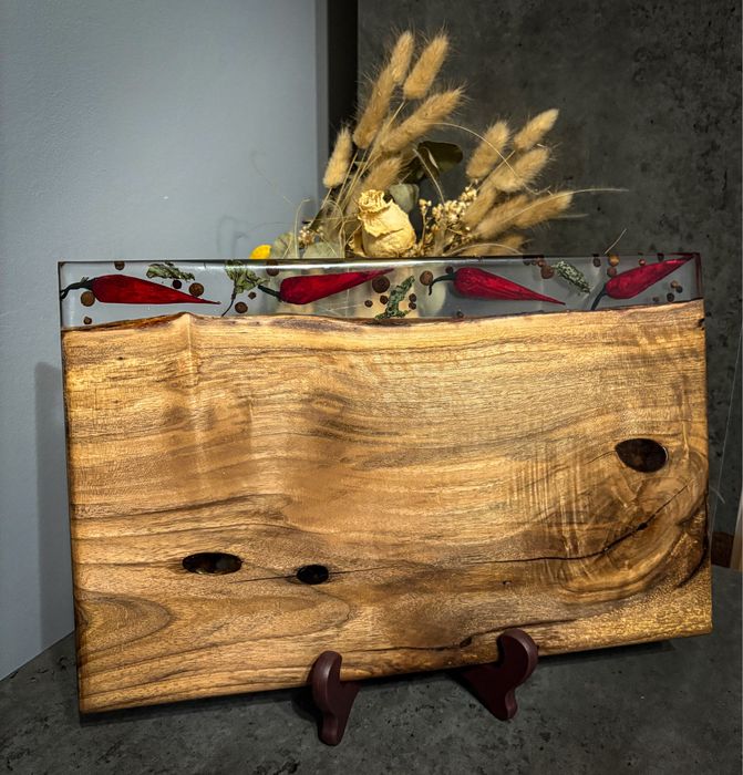 Плата от  орех и епоксидна смола