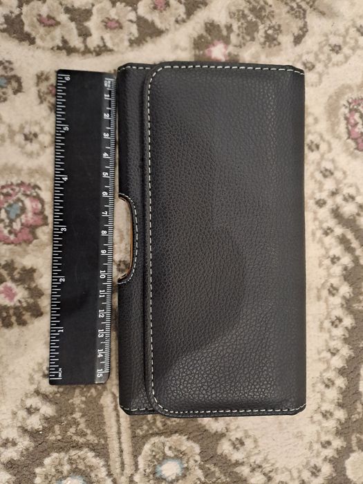 Продам чехол для мобильных телефонов