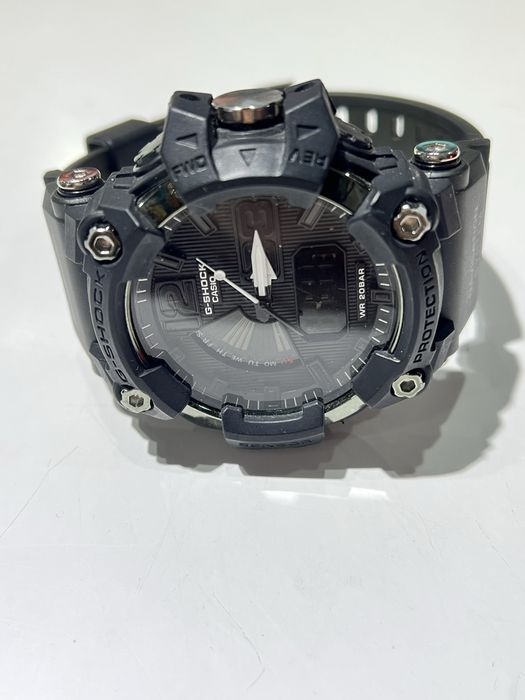 Продам G-shock casio