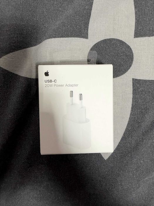 iPhone 14 Pro Max 1TB Space Black със зарядно и калъф