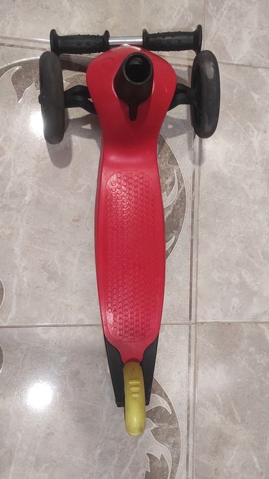 Детска тротинетка с 3 колела