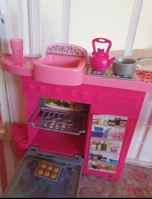 Детска къща на кукла Барби