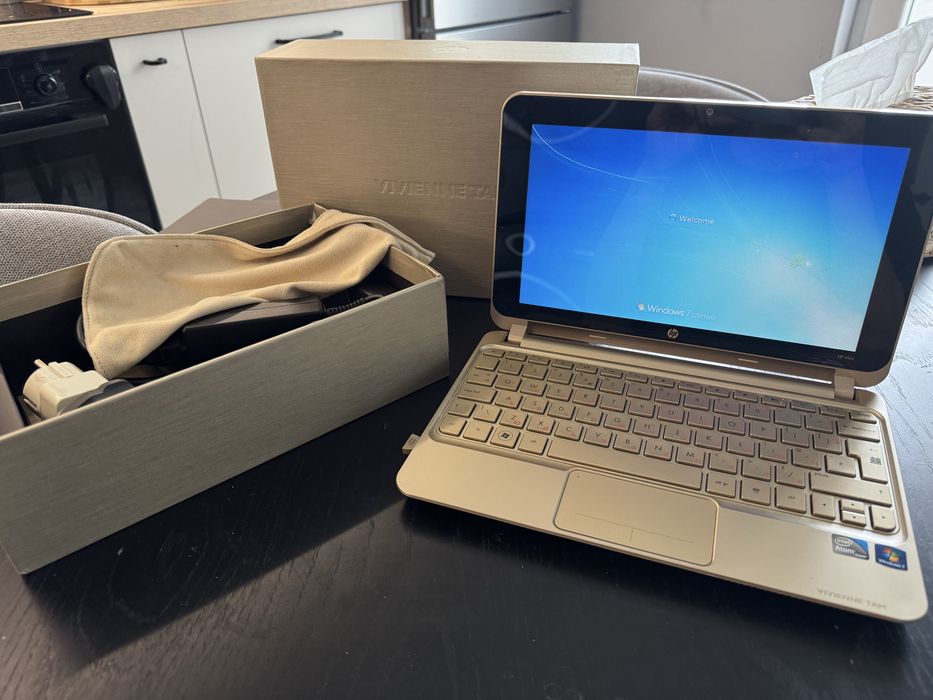 HP Mini 210-1099EA Vivienne Tam Edition 10.1"