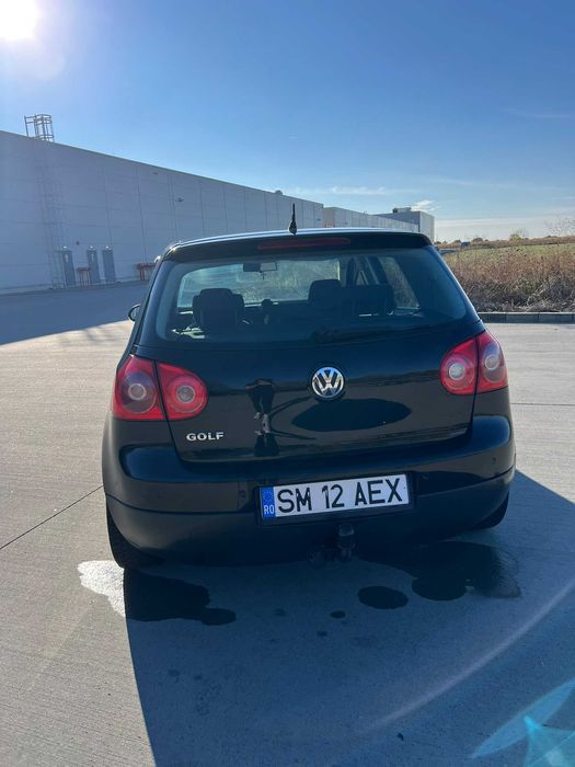 Volkswagen Golf 2007 diesel, 2.803 € — imagine 5