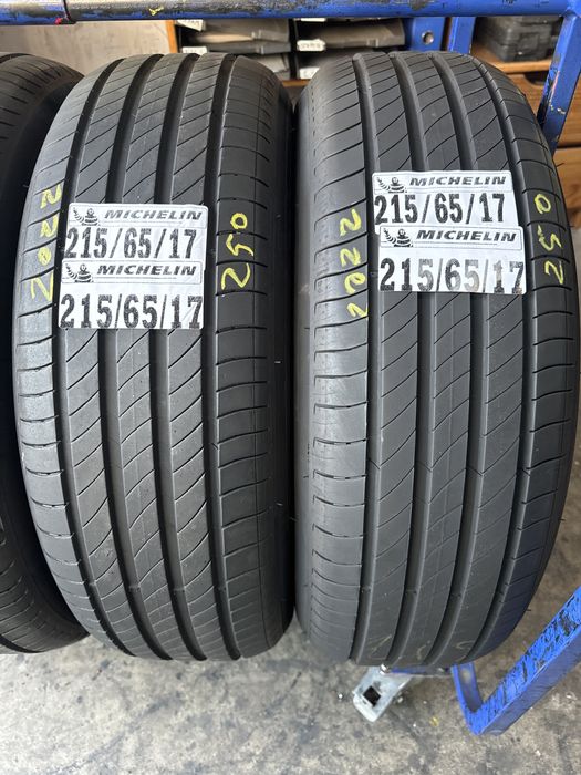 215/65/17 Michelin